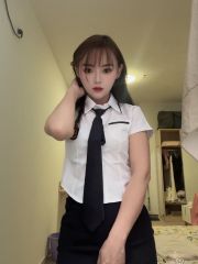 白云嫩妹婷婷